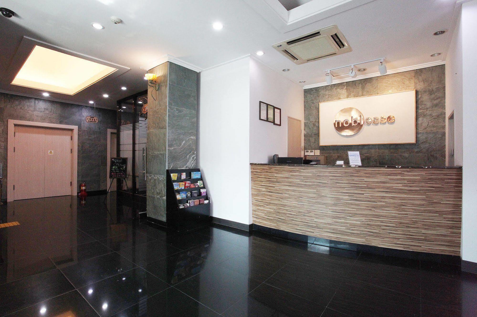 Noblesse Hotel Jeju Exterior foto